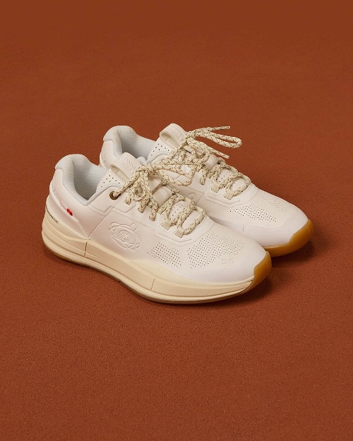KITH×ロジャー・フェデラー×オンのシューズセット、レッドクレーでカスタムできるローカットなど2足コピー KITH×ロジャー・フェデラー×オンのシューズセット、レッドクレーでカスタムできるローカットなど2足コピー