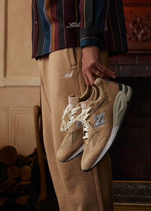 KITH×ニューバランスのスニーカー「990」、上品タンカラーV2&クラシックなCLカラーのV3コピー KITH×ニューバランスのスニーカー「990」、上品タンカラーV2&クラシックなCLカラーのV3コピー