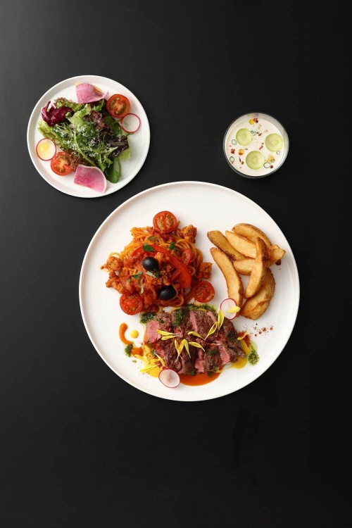 カンペール“故郷スペイン・マヨルカ”イメージのコラボカフェ、キハチ 青山本店で限定タパス料理などコピー カンペール“故郷スペイン・マヨルカ”イメージのコラボカフェ、キハチ 青山本店で限定タパス料理などコピー