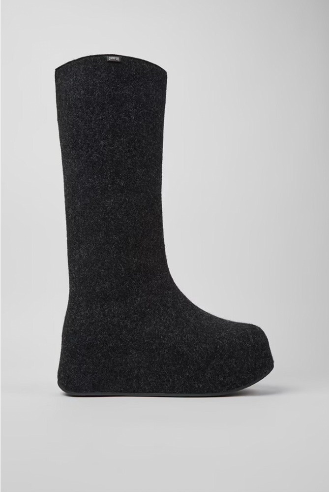 カンペール×オットリンガーの厚底“ウール”シューズ、ストラップ付クロッグや彫刻風ロングブーツコピー カンペール×オットリンガーの厚底“ウール”シューズ、ストラップ付クロッグや彫刻風ロングブーツコピー