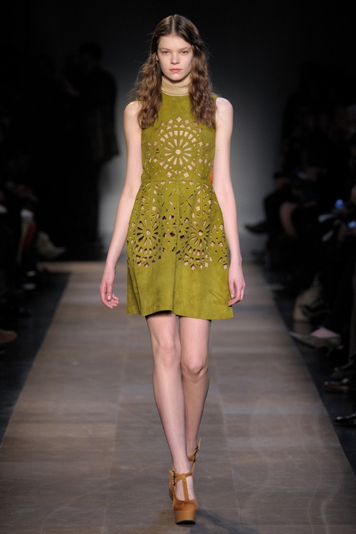 カルヴェン(CARVEN) 2012-13年秋冬コレクション - ワンランク上のフレンチシックコピー