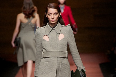 カルヴェン(CARVEN) 2013年春夏コレクション - 自由で冒険心溢れる女性像