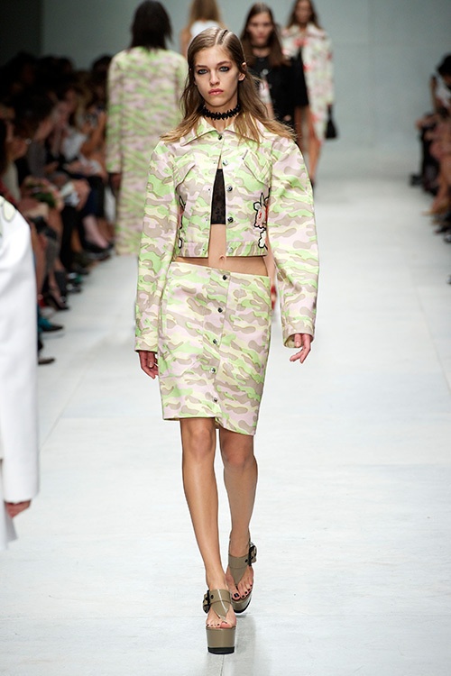 カルヴェン(CARVEN) 2014年春夏コレクション - 柄が織りなす生意気なエレガンスコピー