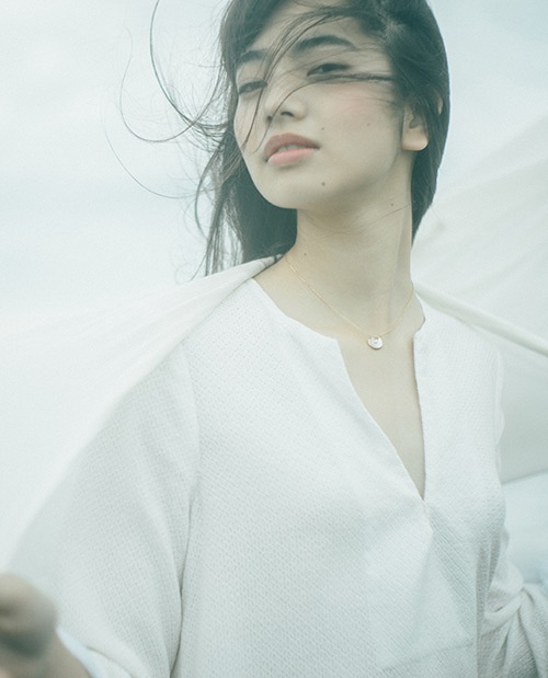 カルティエの人気ジュエリーを身につけた“旬の女性7人” - 小松菜奈や真木ようこが個性を色に乗せてコピー