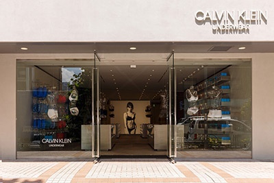 カルバン・クライン、アンダーウェア専門路面店を東京・原宿に - メンズ＆ウィメンズを展開
