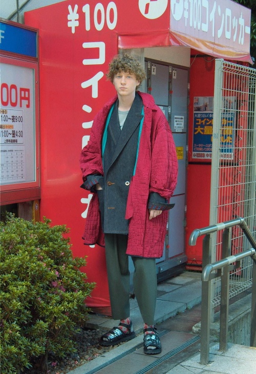 カラー 2020年春夏メンズコレクション - 伝統的な洋服をモダンに楽しむコピー カラー 2020年春夏メンズコレクション - 伝統的な洋服をモダンに楽しむコピー