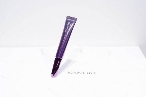 KANEBO新シワ改善美容液、コラーゲン＆ヒアルロン酸Wケアでわずか4週間“早く＆深く”効く