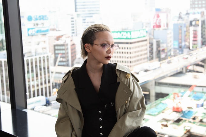 「春アウター」の着こなし術、トレンチコート&デニムジャケットのスナップ特集コピー 「春アウター」の着こなし術、トレンチコート&デニムジャケットのスナップ特集コピー