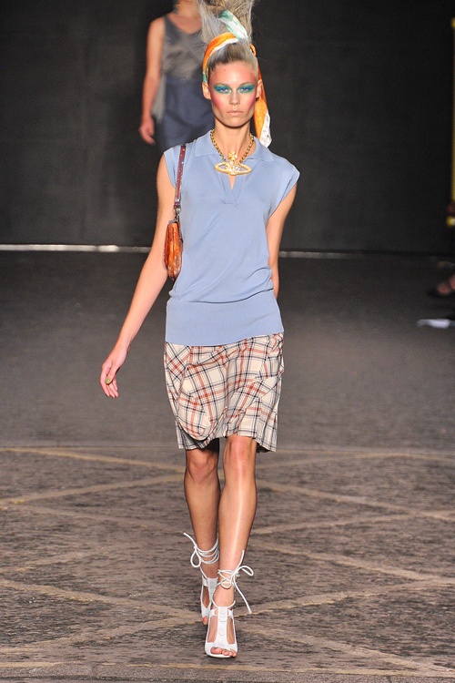 シックでゴージャスに決めるパンキッシュスタイル - ヴィヴィアン・ウェストウッド レッドレーベル(Vivienne Westwood Red Label)2012年春夏コレクションコピー