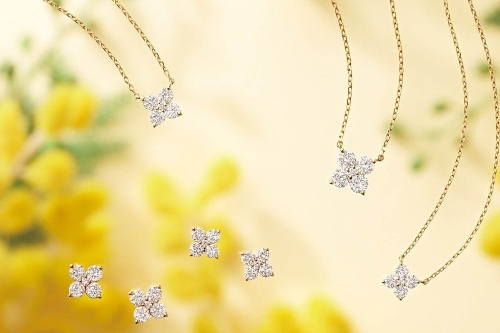 ヴァンドーム青山“春の花”モチーフのジュエリー、桜のネックレス&ミモザのピアスコピー ヴァンドーム青山“春の花”モチーフのジュエリー、桜のネックレス&ミモザのピアスコピー