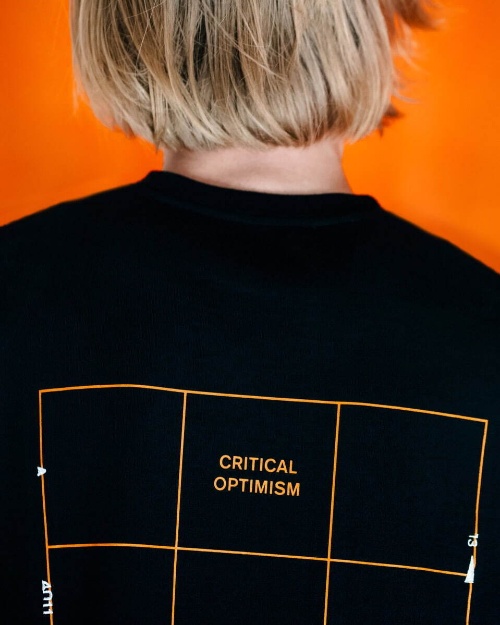 OAMCのグラフペーパー別注Tシャツ、ユニフォームグリーン&ビビッドオレンジのグラフィックコピー OAMCのグラフペーパー別注Tシャツ、ユニフォームグリーン&ビビッドオレンジのグラフィックコピー