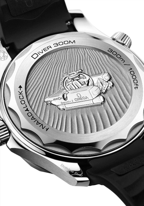 オメガの腕時計「シーマスター ダイバー300M」新作、波模様のダイアル&“潜水艇”刻印ケースコピー オメガの腕時計「シーマスター ダイバー300M」新作、波模様のダイアル&“潜水艇”刻印ケースコピー