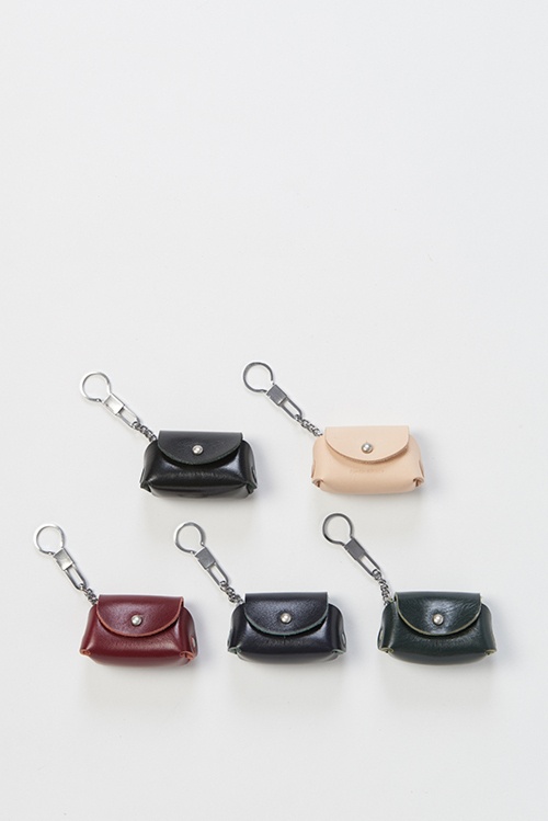 エンダースキーマの新作レザー小物 - エプロンやゴミ箱など、日常に寄り添ったアイテムが多数登場コピー