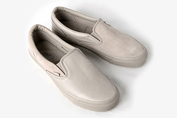 エンジニアド ガーメンツ×VANS コラボスリッポン、スムースレザーとスウェードを左右非対称に配置